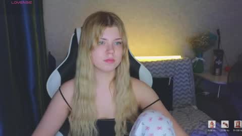 Molly   Emily online show from 05.17.26