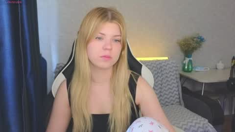 Molly   Emily online show from 05.26.26