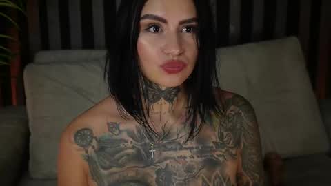 Snapshot of _kleo_ chatting on 03.12.25 online show from 03.12.25