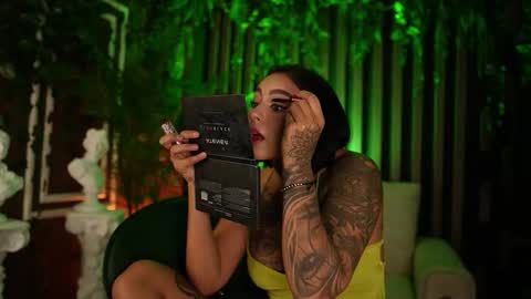 Snapshot of _kleo_ chatting on 09.25.25 online show from 09.25.25