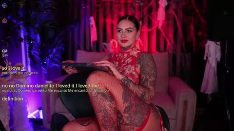 Snapshot of _kleo_ chatting on 10.29.25 online show from 10.29.25