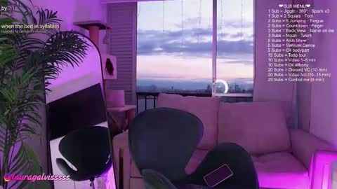 Snapshot of _kleo_ chatting on 12.13.25 online show from 12.13.25