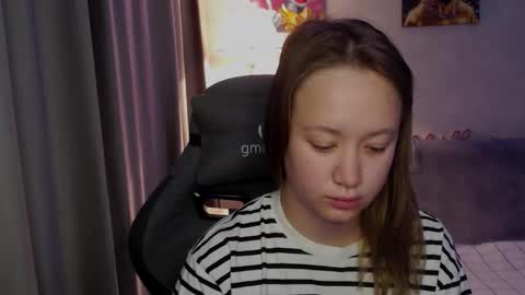 _lalune_ online show from 09.21.25