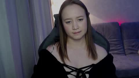 _lalune_ online show from 10.07.25