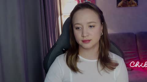 _lalune_ online show from 11.05.25