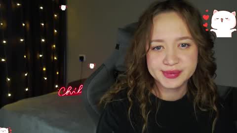 _lalune_ online show from 01.10.26