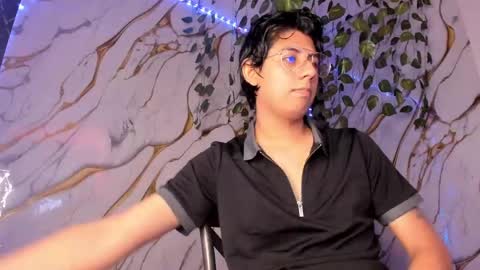 Snapshot of _latinsexy chatting on 05.30.26 _latinsexy online show from 05.30.26