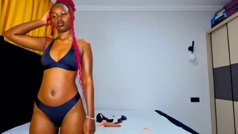 _latoyah online show from 07.11.26