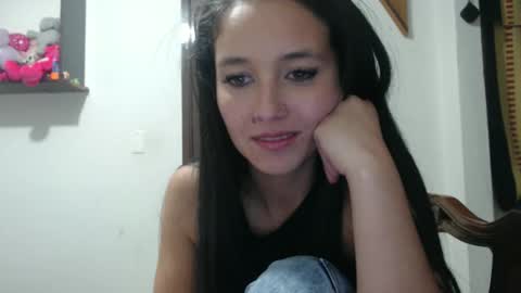 Snapshot of _laureneyes chatting on 11.29.25 Lauren 3 online show from 11.29.25