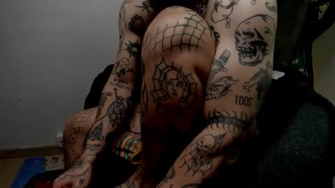 Layne online show from 10.11.25