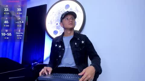 _leohot_ online show from 11.18.25