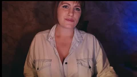 Snapshot of _letty_ chatting on 10.18.25 Letty online show from 10.18.25