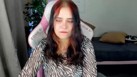 Snapshot of _lexii_pop chatting on 11.03.25 Im Alis 3 online show from 11.03.25