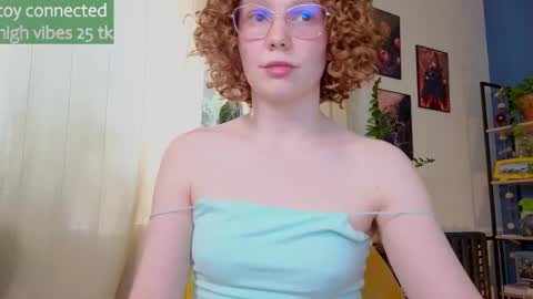 Snapshot of _lightmyfire chatting on 03.10.25 Salome   Lovense always on from 5 tk   My content and your custom requests  online show from 03.10.25
