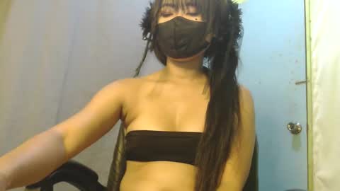 Snapshot of _lilies_gigi_ chatting on 03.11.26 _lilies_gigi_ online show from 03.11.26