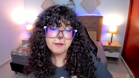 Snapshot of _lilly_miller chatting on 09.20.25 Liily online show from 09.20.25