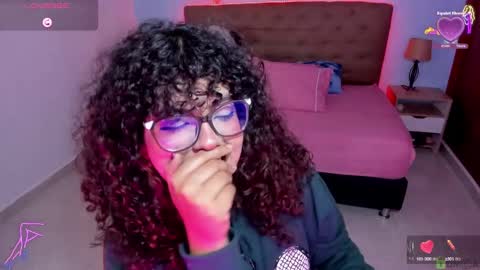 Snapshot of _lilly_miller chatting on 10.05.25 Liily online show from 10.05.25