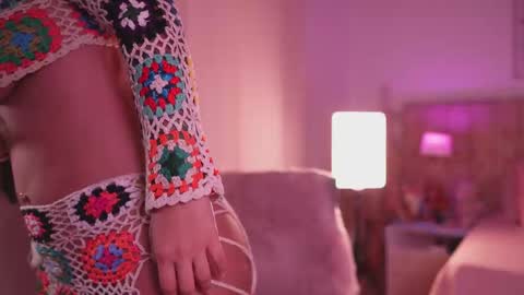 Snapshot of _lissana_scott chatting on 11.30.25 Lissana online show from 11.30.25