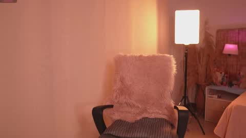 Lissana online show from 12.18.25