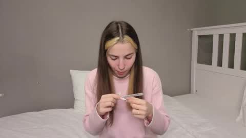 Emma online show from 11.23.25