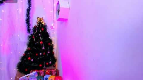 Ivy 3 online show from 12.20.24