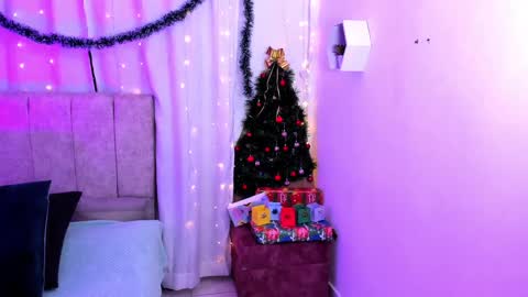 Ivy 3 online show from 12.30.24