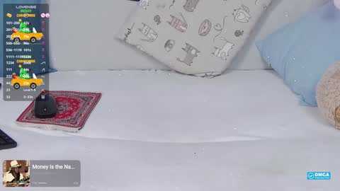 Snapshot of _lorik chatting on 12.26.24   online show from 12.26.24