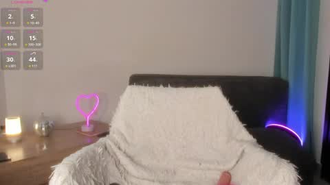   online show from 04.25.26