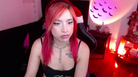 Snapshot of _lucyx__ chatting on 12.17.24 Queen.  Help me reach 100 thumbs up  online show from 12.17.24