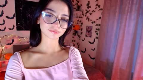 Luna online show from 10.23.25