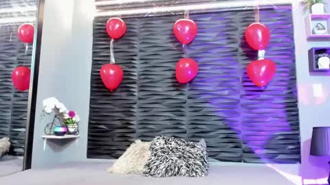 Snapshot of _lustyles_ chatting on 09.22.25 _lustyles_ online show from 09.22.25