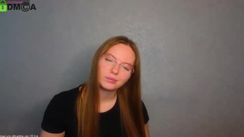 Welcome guys  Pleasure to see you all here  My name is Lysafeta and MichaelaTip menu is active Private is open  online show from 02.01.25