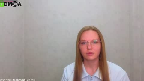 Welcome guys  Pleasure to see you all here  My name is Lysafeta and MichaelaTip menu is active Private is open  online show from 06.21.26