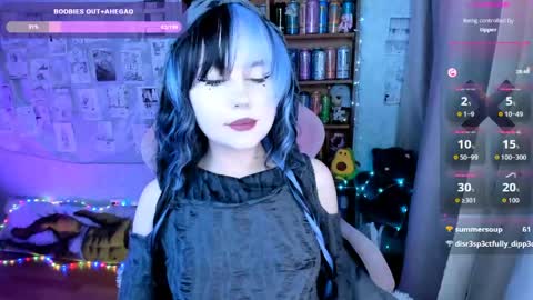 Mia online show from 04.22.26