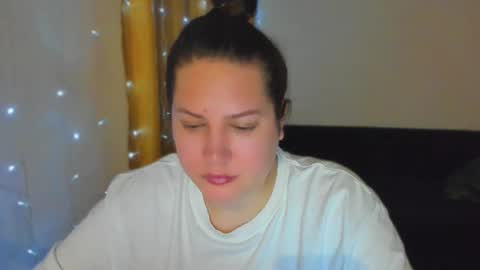 Snapshot of _madalexa_ chatting on 12.19.25 Alexa online show from 12.19.25