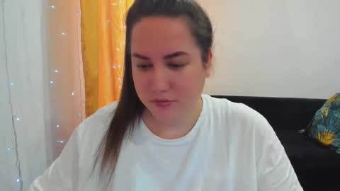 Snapshot of _madalexa_ chatting on 02.02.26 Alexa online show from 02.02.26