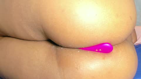 Snapshot of _maddy_miller chatting on 01.30.25 Maddy online show from 01.30.25