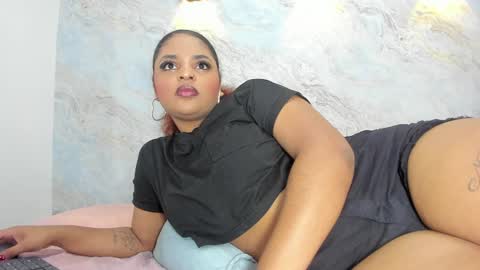 Snapshot of _maddy_miller chatting on 02.08.25 Maddy online show from 02.08.25