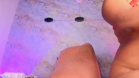 Snapshot of _maddy_miller chatting on 10.23.25 Maddy online show from 10.23.25