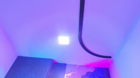 Snapshot of _maddy_miller chatting on 12.04.25 Maddy online show from 12.04.25