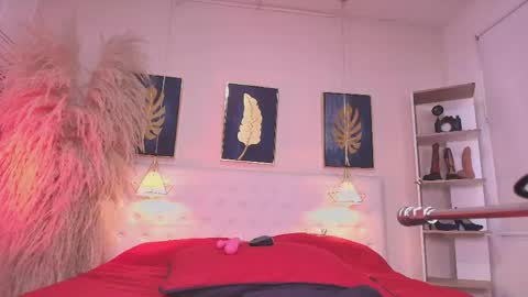 Snapshot of _malikaa_ chatting on 05.08.26 malka online show from 05.08.26
