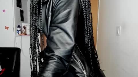 MARCELA online show from 01.08.25