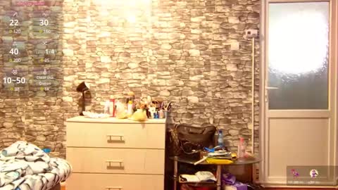 Snapshot of _mari___ chatting on 03.07.25 Mari online show from 03.07.25