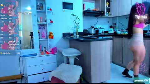 Snapshot of _maria_angel_ chatting on 10.21.25 Maria Angel online show from 10.21.25