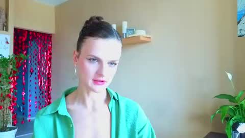 Sophia online show from 08.02.26