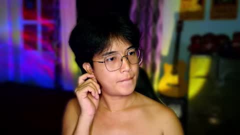 MAX Dont forget to follow online show from 12.21.25