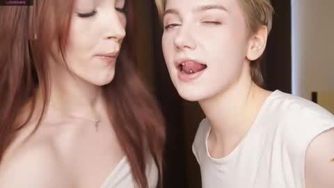 Elva and Kate  online show from 02.25.26