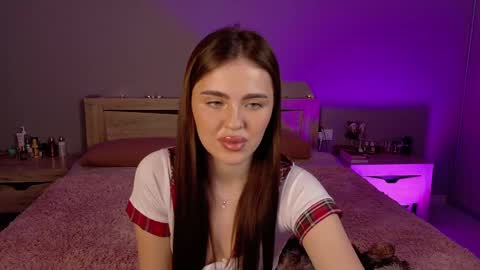 Snapshot of _meganbloom_ chatting on 03.22.26 Sheila online show from 03.22.26