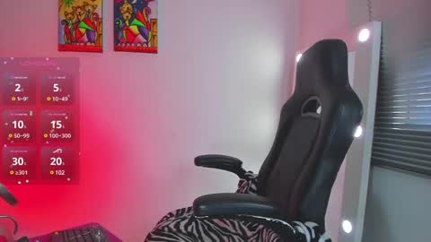 Juli online show from 01.16.25