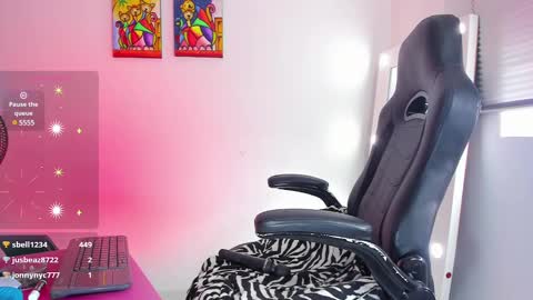 Juli online show from 01.22.25